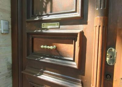 Artisans en création d’éléments bois à Toulouse